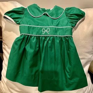 Beaufort Bonnet Classic Dress in Kelly Green